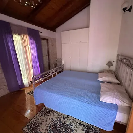 Anastasia Βίλα Strpacici